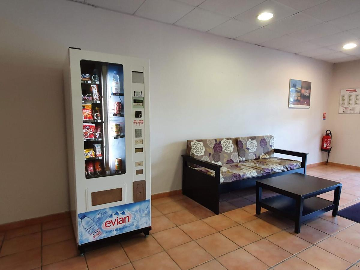 Joli Appartement T2 Dans Residence Avec Piscine, Hammam Et Parking Gratuits Carcassonne Eksteriør bilde
